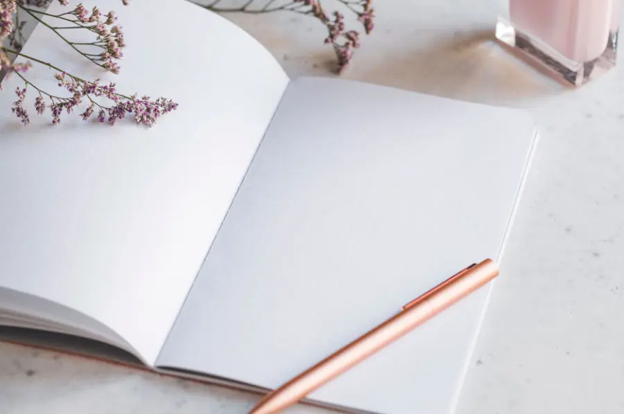 Os 5 melhores cadernos para Bullet Journal em 2022 3 melhores cadernos para bullet journal brochura